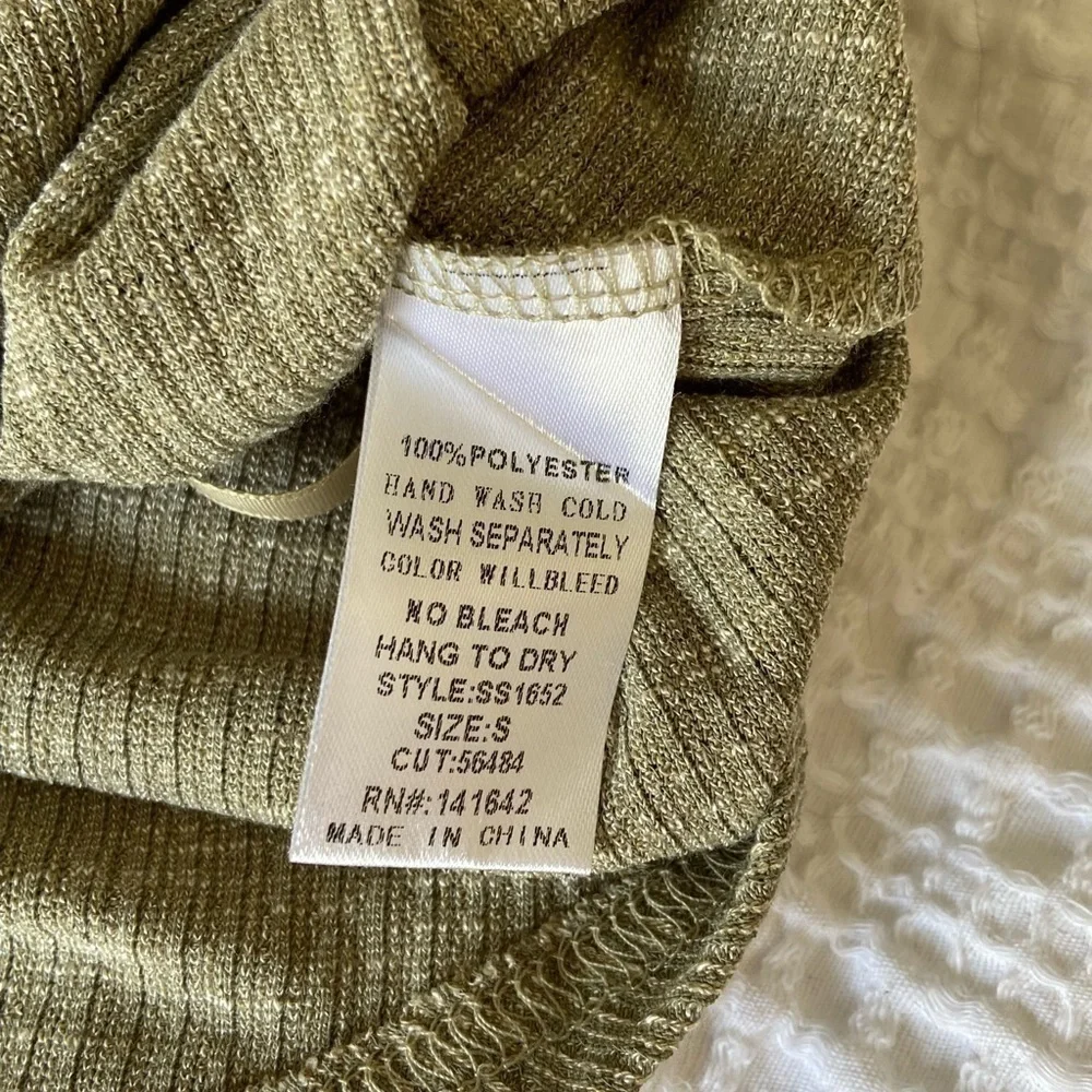 Nwt Sage Ribbed Summer Top - Small - Picture 4 of 5